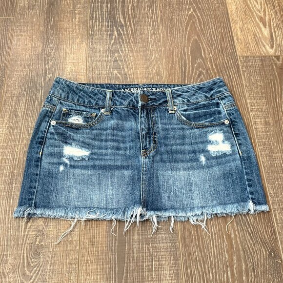 American Eagle Distressed Jean Skirt – Size 4 - Picture 2 of 12